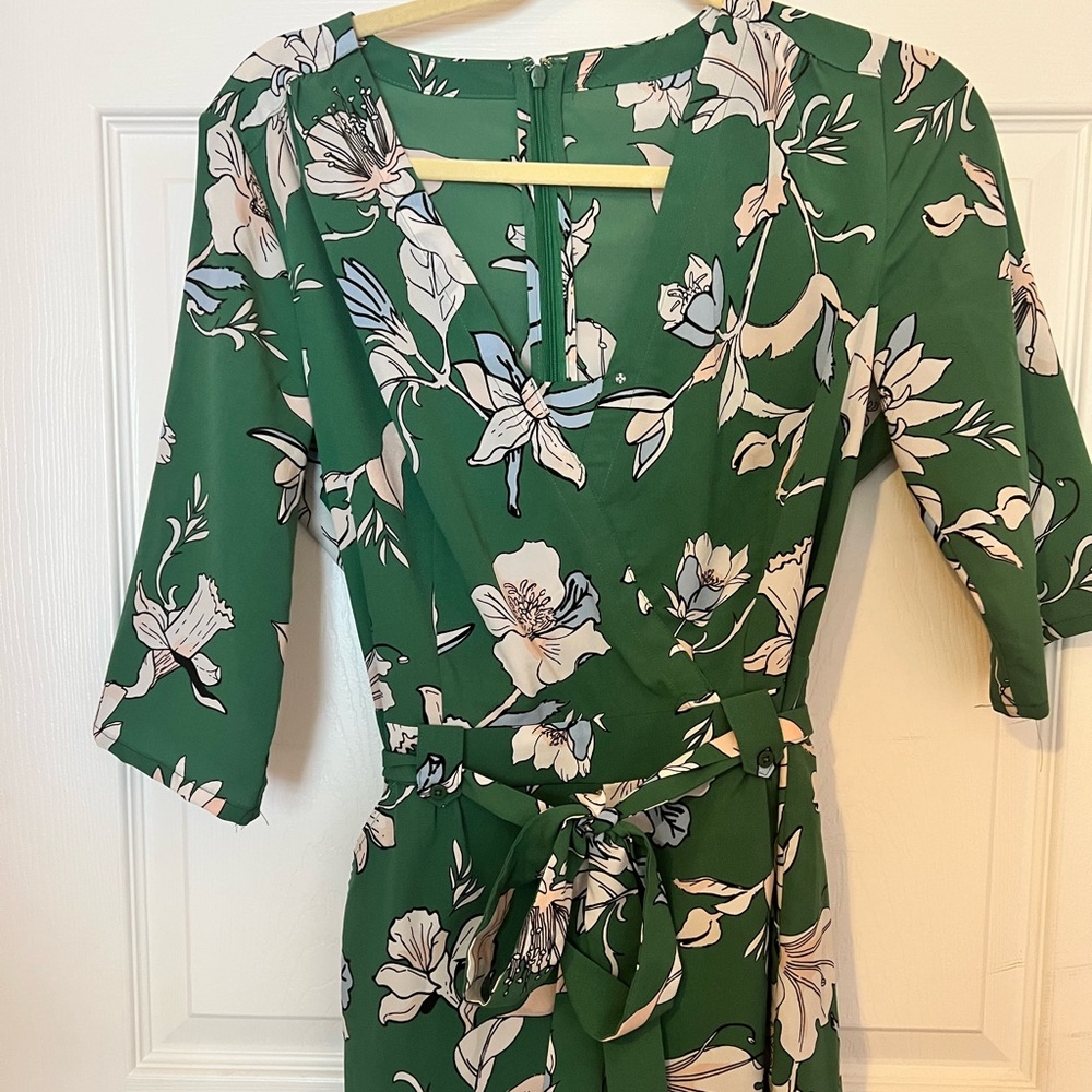 Express floral romper jumper size large